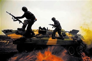 打仗的意思、造句、近义词