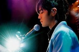 安静的意思、造句、反义词