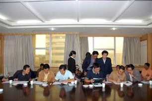 招标的意思、造句、反义词